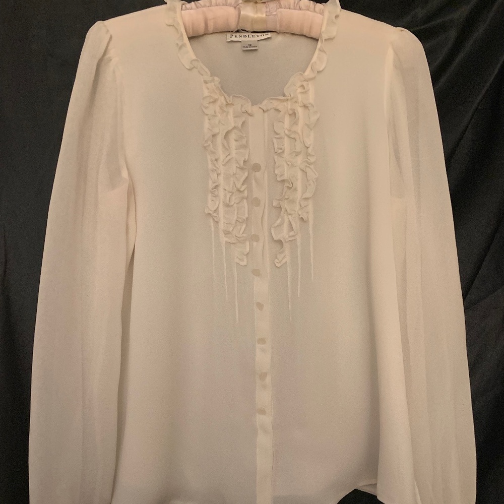 Beautiful Ivory Pendleton Silk Blouse